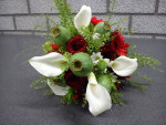 bruidsboeket, veldachtig, in rood-witte tinten