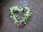 rouwhart roze-wit